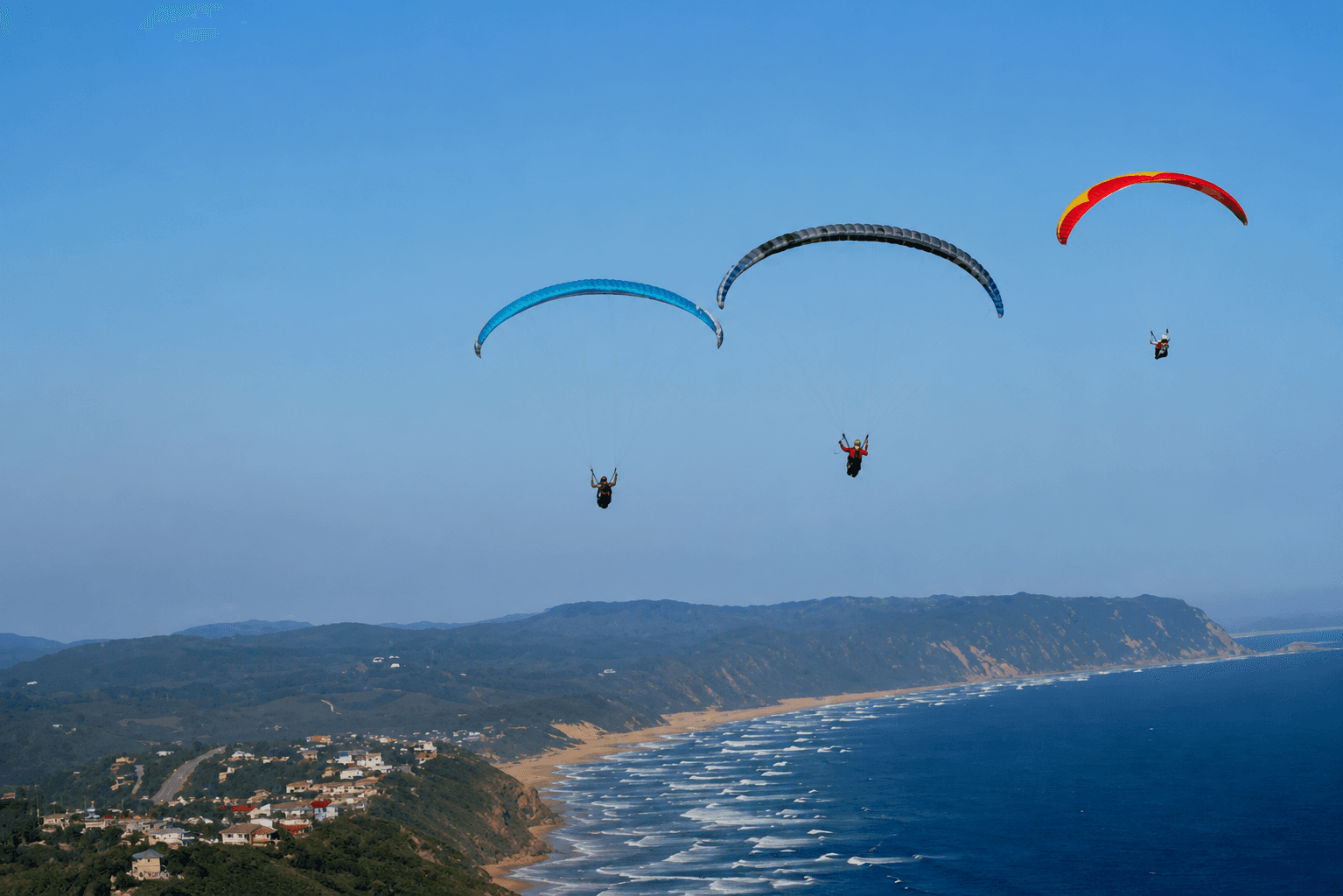 Feel the Freedom of Flight - Paragliding over breathtaking South African scenery